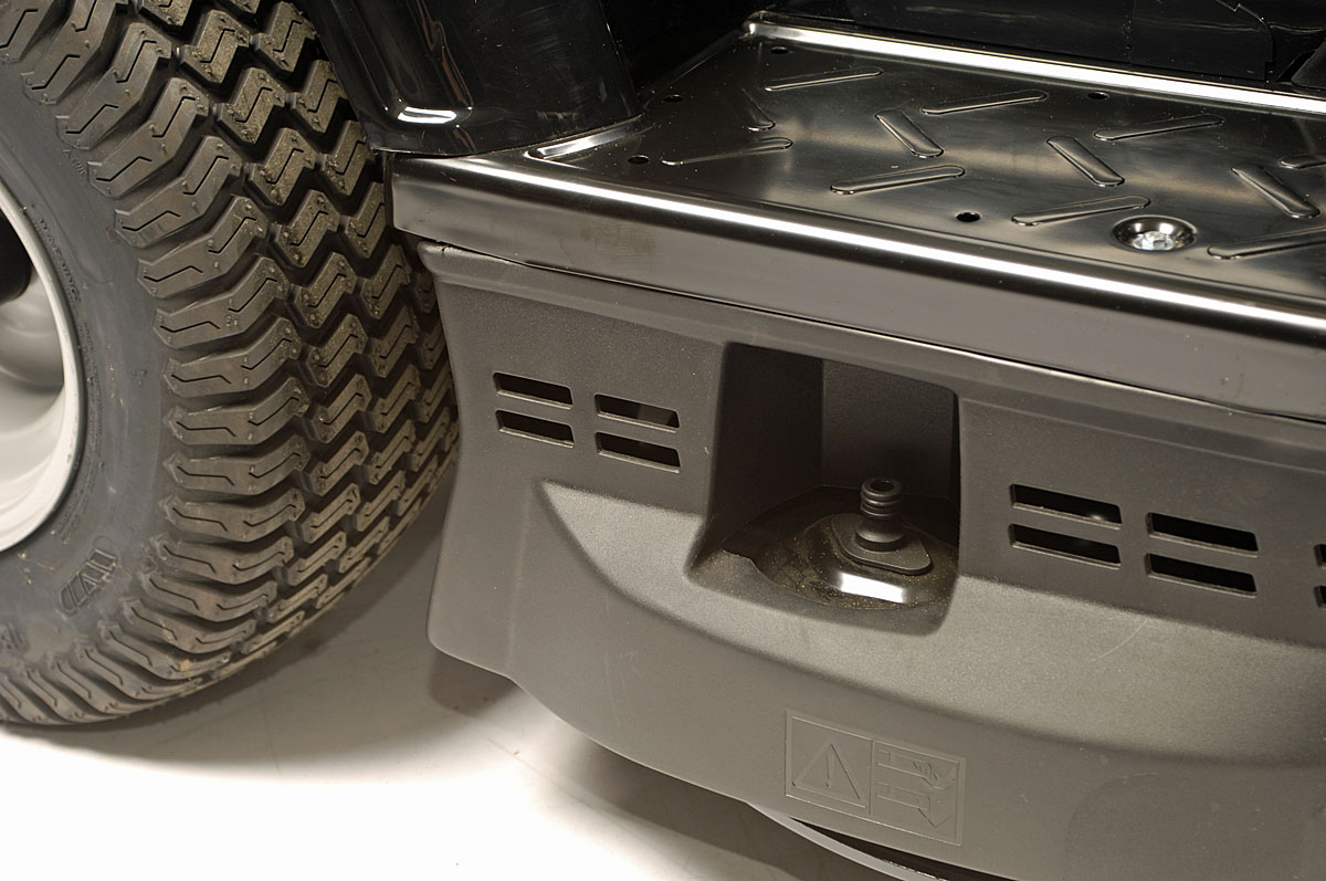 Black Edition® Rasentraktor PRO 155/84 – Winterpaket 110 Plus-Neu – Bild 18