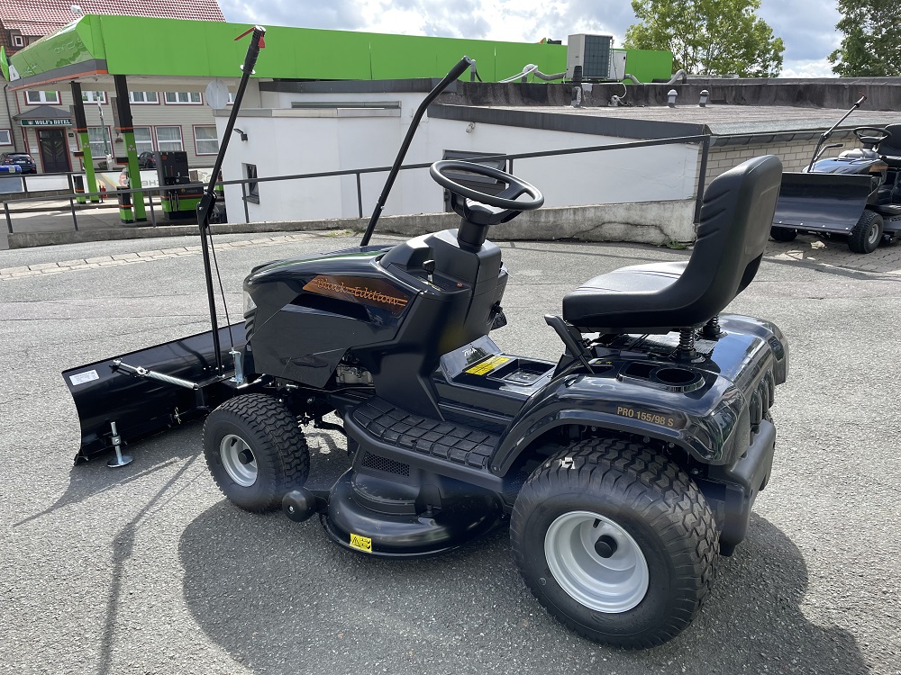 Black Edition Stiga Rasentraktor Pro 155/98 SD mit Winterpaket-Neu – Bild 7