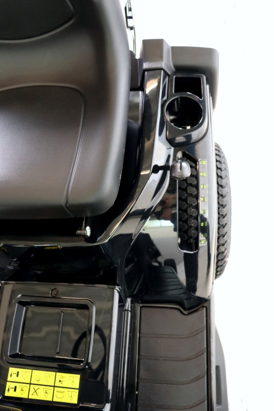 Black Edition® Rasentraktor PRO 155/84 – Winterpaket 110 Plus-Neu – Bild 9